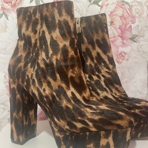 Vince camuto leopard booties